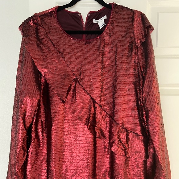 Glamorous Red sequin dress with ruffle detail * Closeout * - Picture 3 of 6